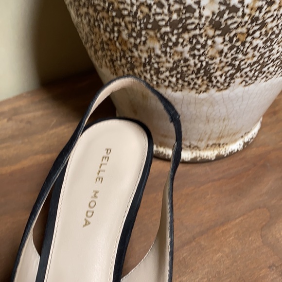 Original Pelle Moda heels. 1-1.5 inch heels. - Picture 2 of 6